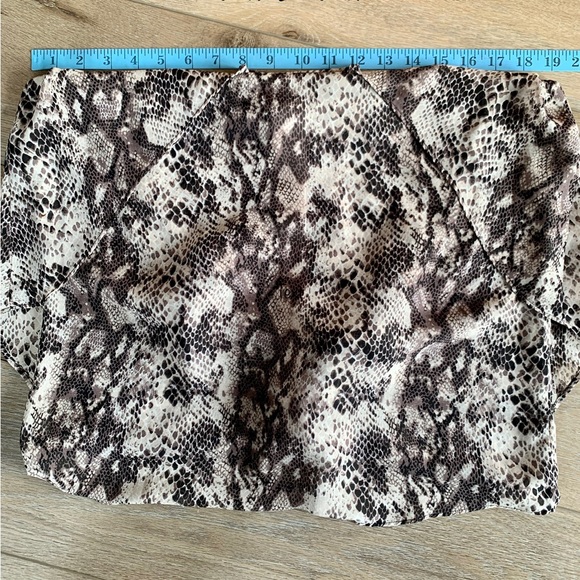 Katherine Barclay sleeveless blouse - Picture 5 of 11